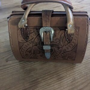 Vintage Victoria West Western Elegant Brown Crossbody Bag